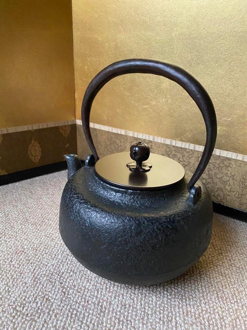 鉄瓶 蓋銅製 とんぼ（黒） 1.2L 銅蓋 | 商品情報 | 株式会社